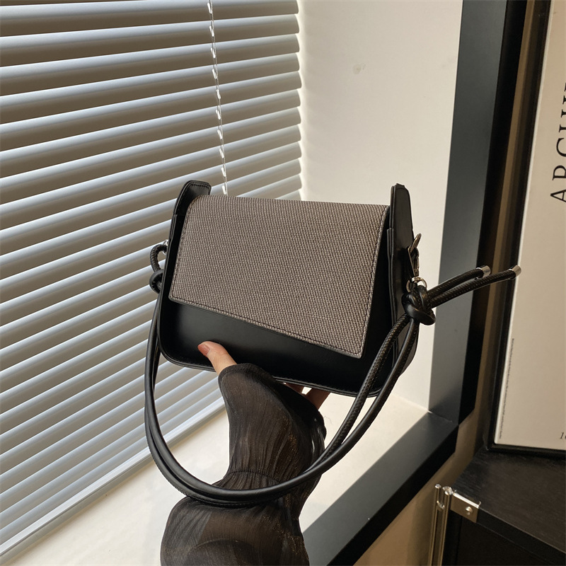 Bolsos de brazo de textura coreana retro para mujeres 2024 otoño nuevo nicho de moda de gran capacidad bolso de hombro