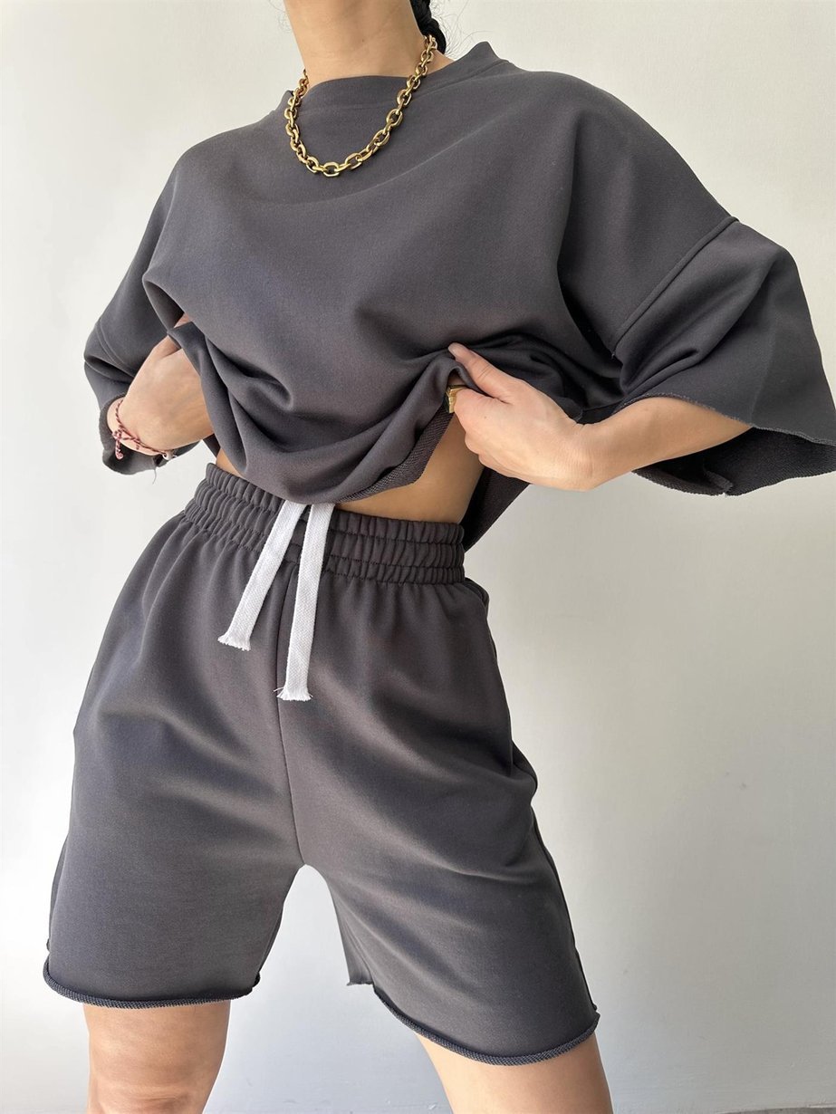 455g Weight 3/4 Length Sleeve Sleeve Length Cotton Blend, Polyester Fabric Type Shorts Co-ord Set Sets Type 2 Pieces Set Quantity Daily Occasion Round Neck Neckline Loose Fit Type Solid Color Pattern Summer, Spring Season Women's Gender Streetwear Style Daily Women's Streetwear Solid Color Cotton Blend Polyester Shorts Co-ord Set Shorts Sets 16