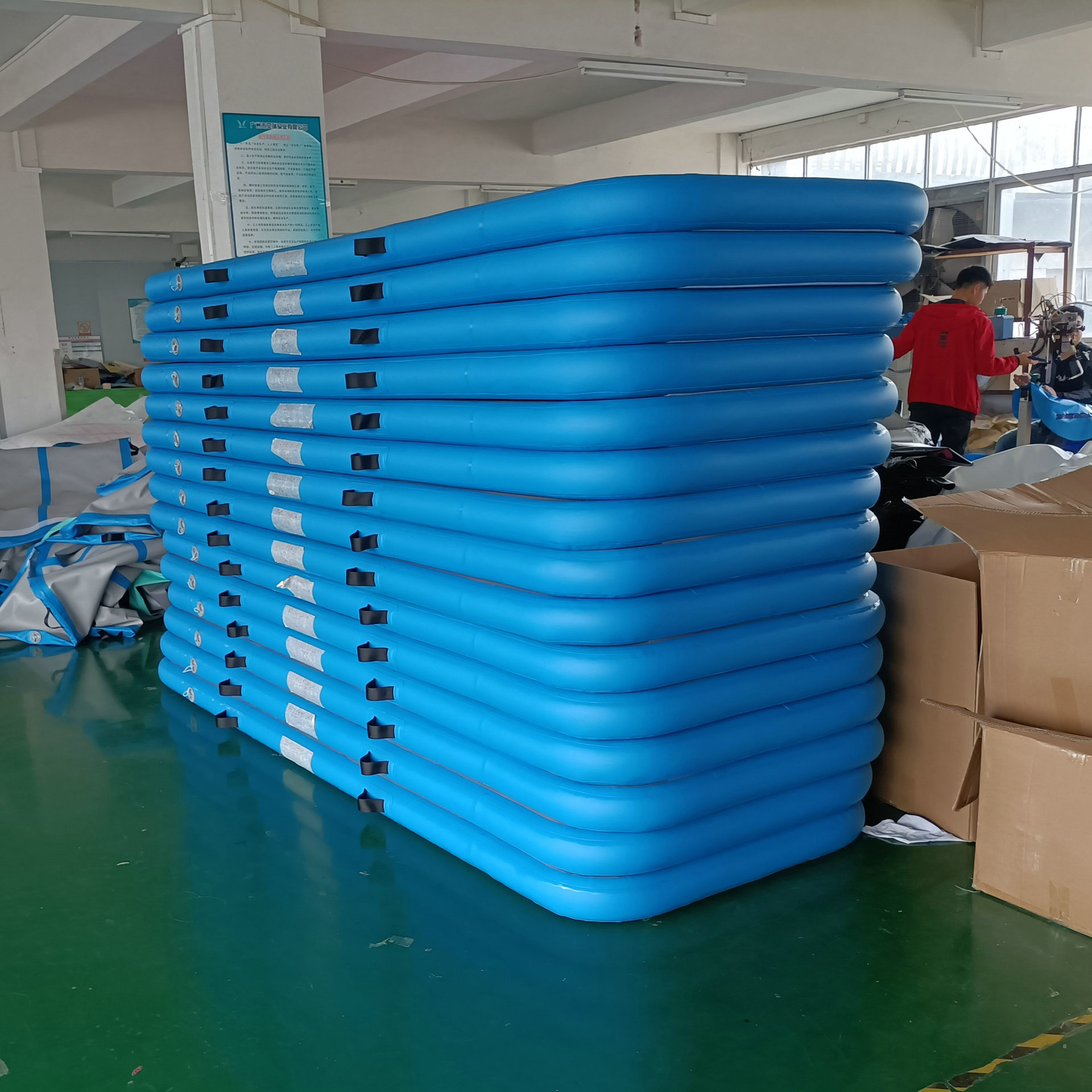 厂家批发瑜伽跆拳道空翻防护充气拉丝气垫 运动拉丝充气体操垫