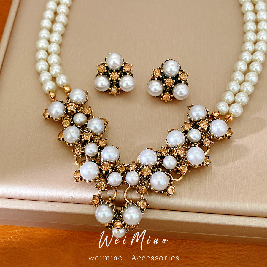 Collar de perlas de diamante vintage de lujo ligero nicho collar de perlas de diamante de lujo conjunto de joyas de alto nivel