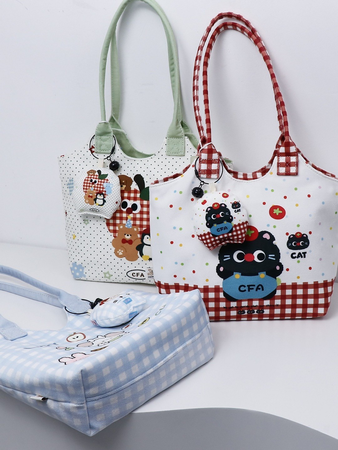 Cartoon cute shopping bag