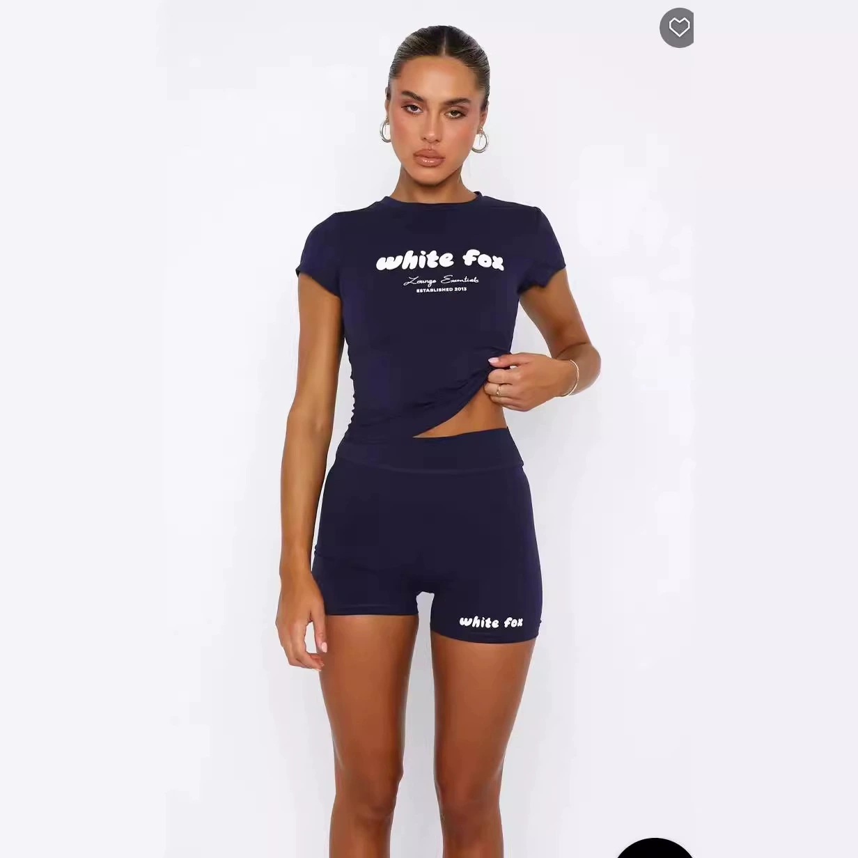 Европейская и американская женская одежда 2024 весна и лето чистый цвет дикие рукава с короткими рукавами