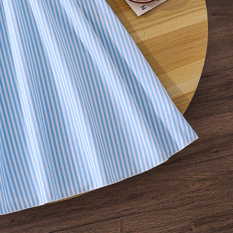 Europa y los Estados Unidos ventas transfronterizas de ropa de niñas 2026 verano nuevo vestido de vacaciones a rayas sin mangas vestido de cuello largo image 4