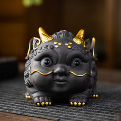 Zisha Tea Pet Little Qilin Wealth Attracting Shelf Accent Creative Personalized Hand-raised High-Quality Tea Set Accessory Tea Toy Tea Tray Decor