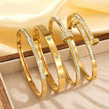 �羳�W�����T��ˮ����ɫ�����C���b�߼����ʯ��H�C���18K��