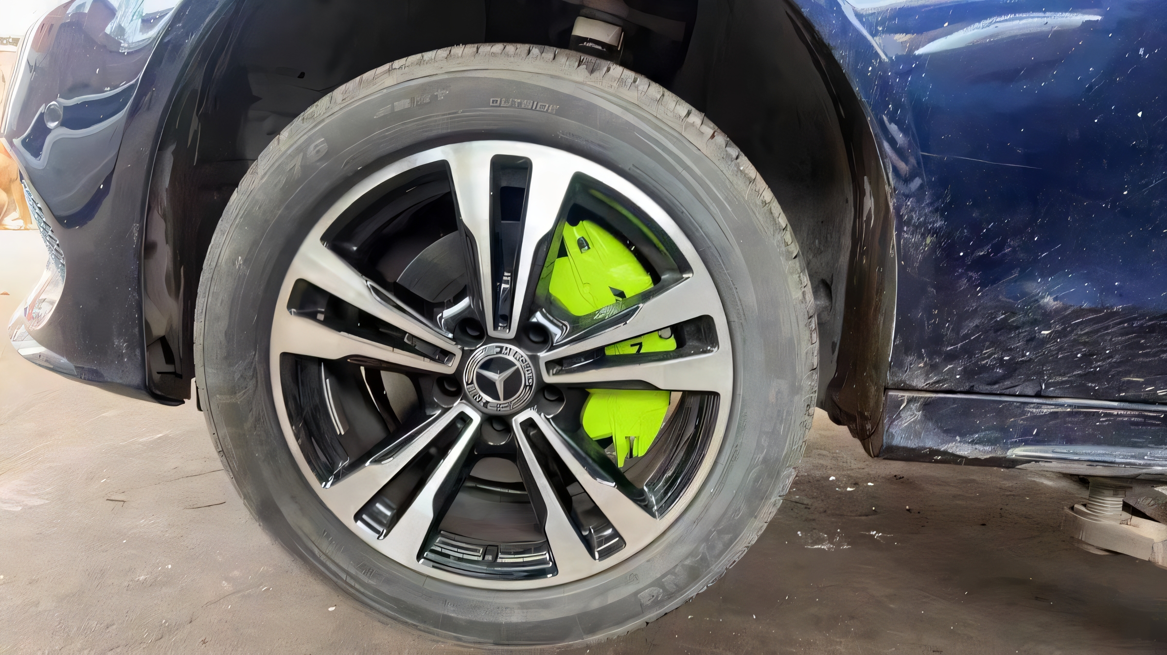 Mercedes-Benz Caliper Cover Grade Large Brake Modified Aluminum Alloy Sleeve