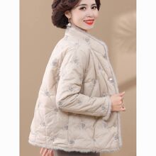 中年妈妈小棉袄秋冬装短款中老年棉服女洋气轻薄棉衣外套新款