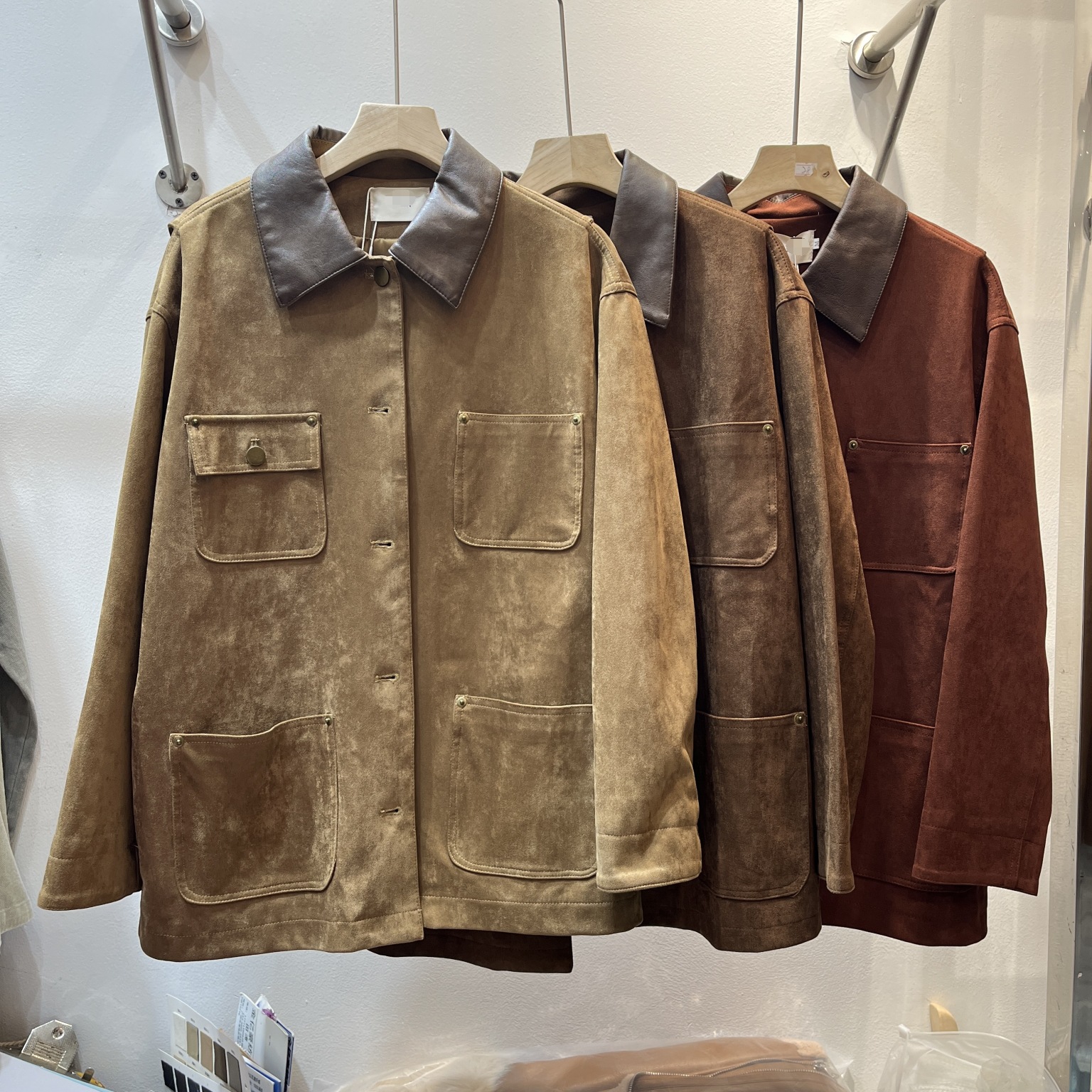 2025 Autumn New Korean Style Retro Temperament Leather Collar Leather Velvet Mid-Length Jacket Women's Small Slim High-Grade Coat