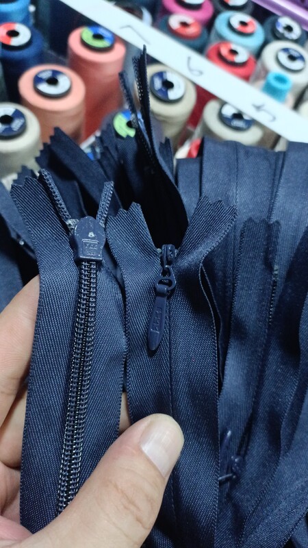15 to 60cm invisible zipper for mid-length dresses, available in multiple sizes, YKK zipper, SBS zipper, fabric edge zipper 15 to 60cm invisible zipper for mid-length dresses, available in multiple sizes, YKK zipper, SBS zipper, fabric edge zipper