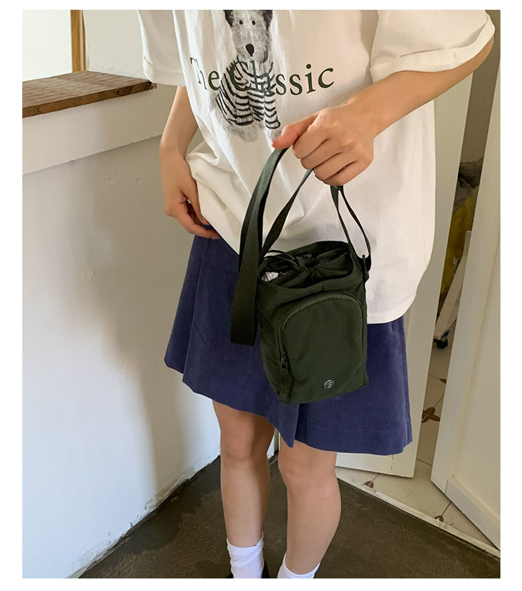 Outdoor portable casual mini single-shoulder bag, simple and versatile drawstring bucket bag, Korean style Instagram niche crossbody women's bag undefined