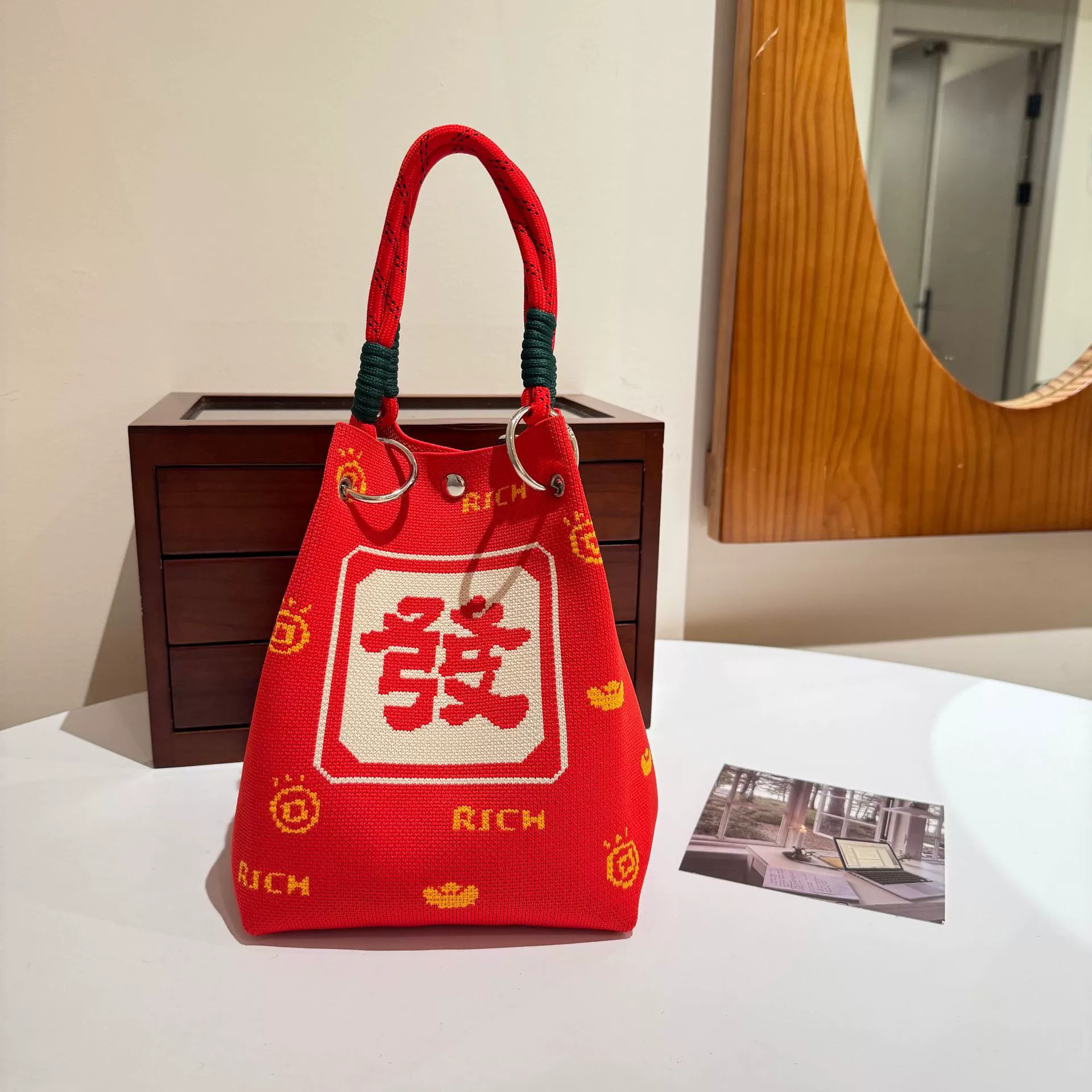  knitted red capacious universal shoulder bag