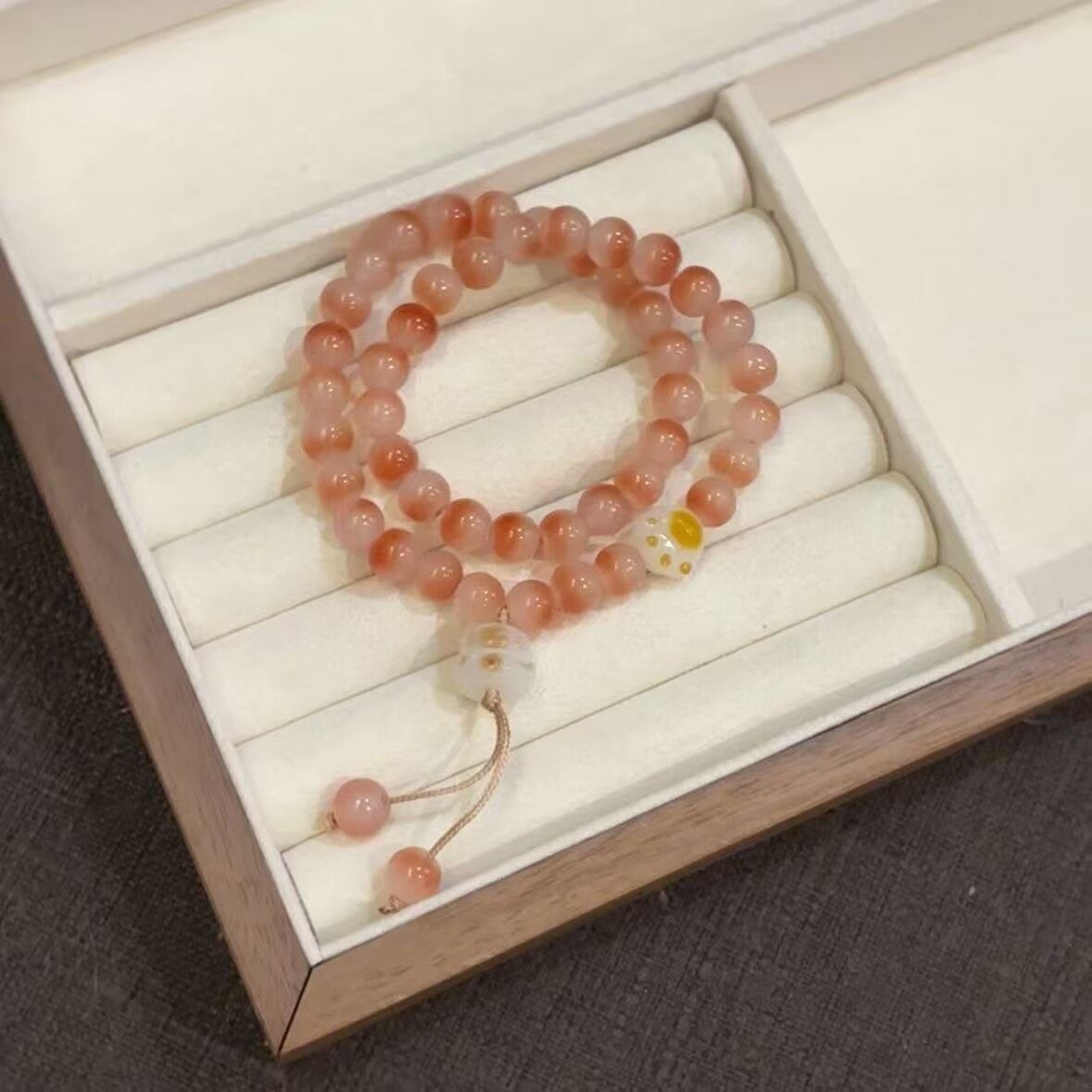 Cute garra de gato Bodhi doble anillo pulsera estudiantes alrededor de los dedos suave para jugar pulsera dulce de alto valor facial pareja regalo de amiga