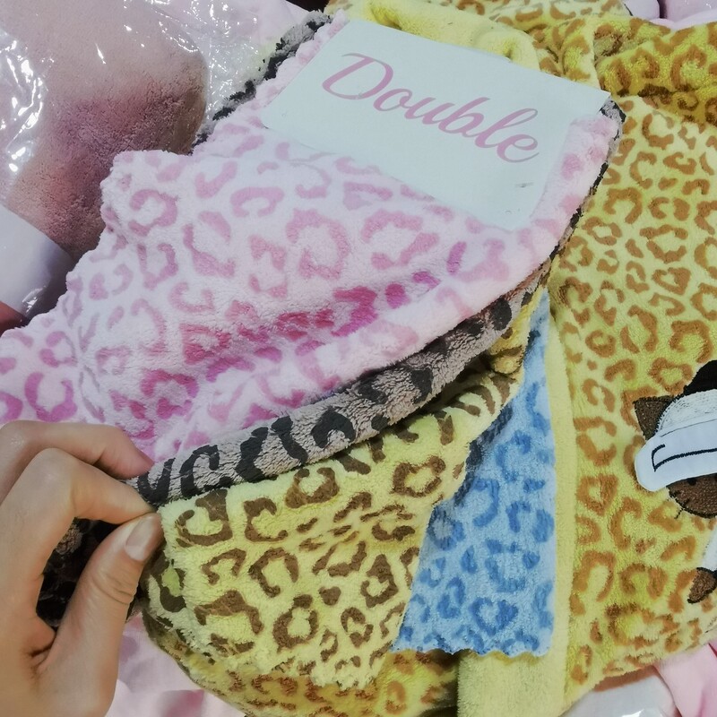 Odouble Leopard Print Small Square Towel 30*30 Face Towel Coral Fleece Non-Shedding Square Small Towel
