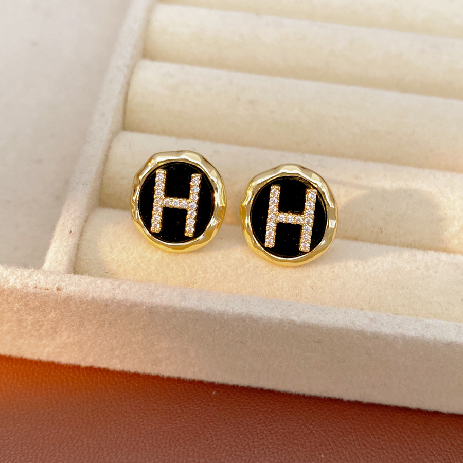 Agujas de plata con diamantes de aceto letras H geometría pendientes cruzados lujosos pendientes de alta calidad temperamento retrógrado pendientes mujeres image 9