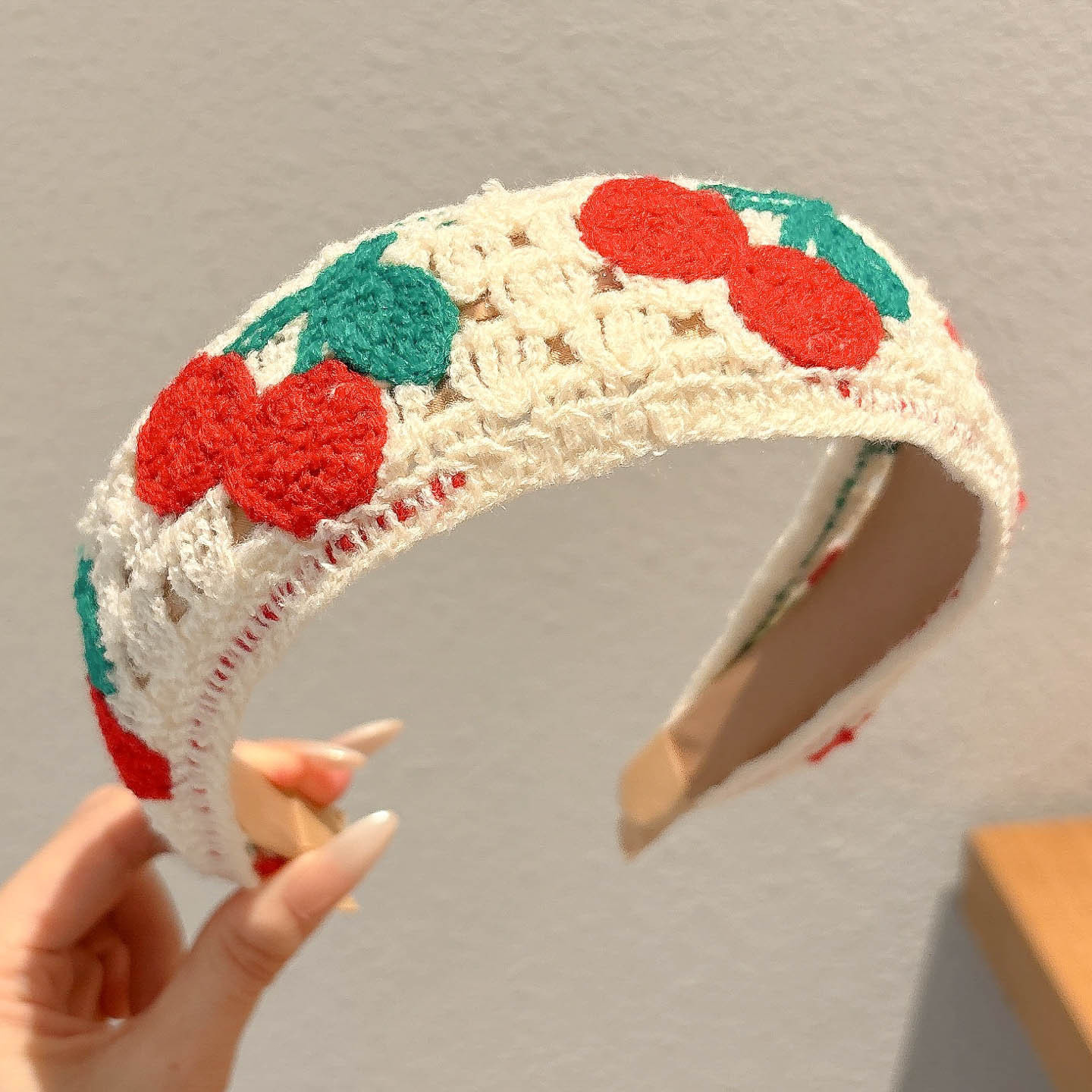 Coreano de borde ancho peinado