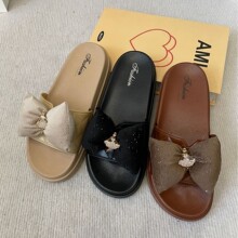 �⴩����ЬŮ�ĺ����Y�br�аٴ��ɸ�����˷���һ��ܛ�����Ь