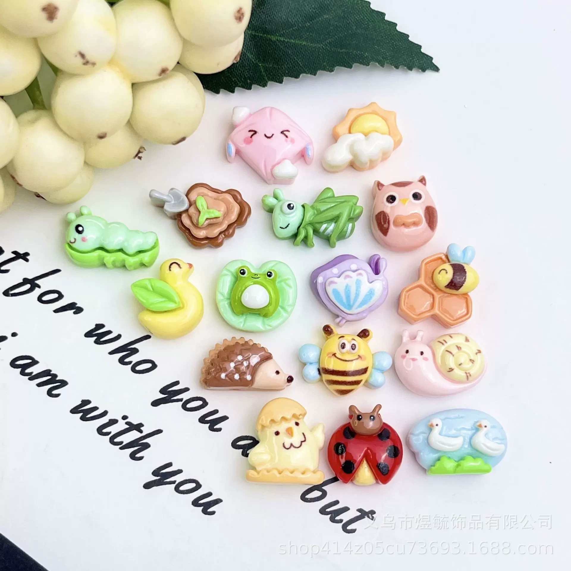 高品迷你昆虫蜜蜂蜗牛鸭子动物系列奶油胶diy材料树脂小配件批发