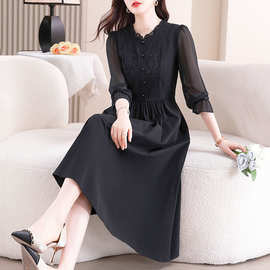 绣花刺绣复古法式口袋长袖连衣裙女2025秋季新款时尚轻奢洋气裙子