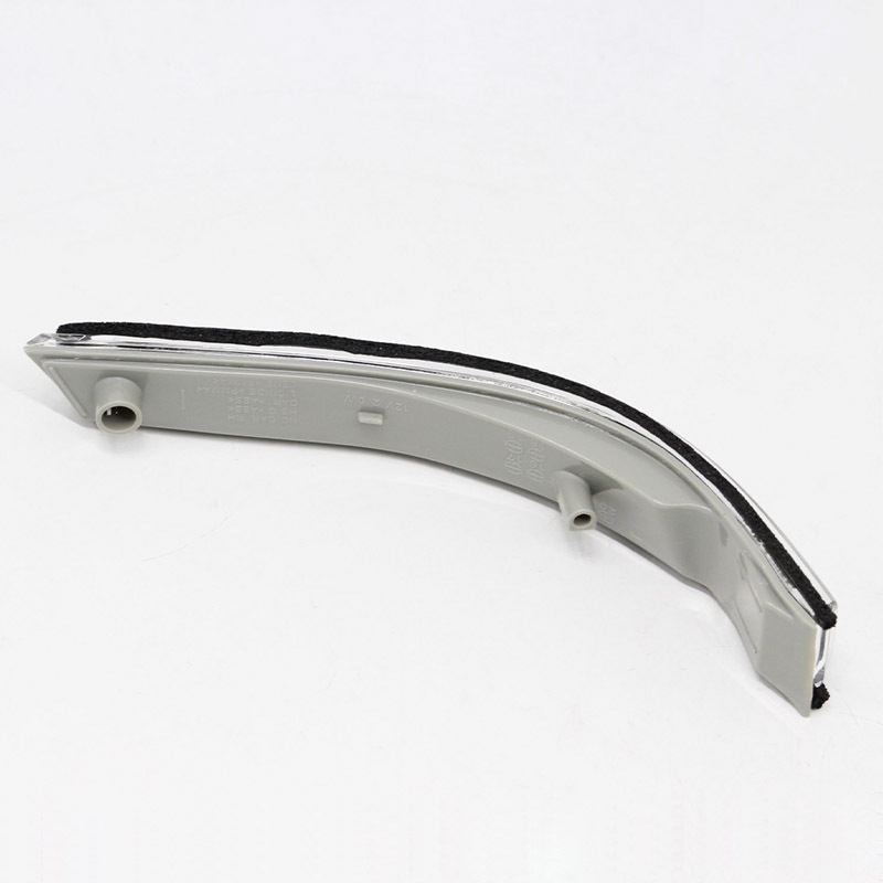 87613B8000 is suitable for the left side repeater LED light of the rearview mirror turn signal lamp of the Hyundai Santa Fe