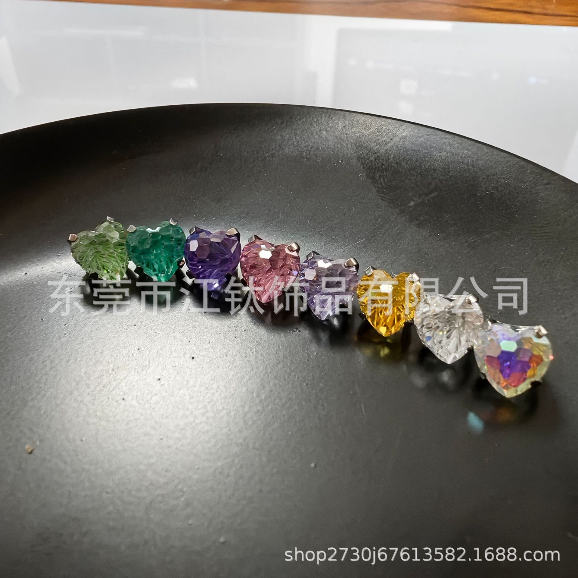 Silver pointed spike labret stud material detail