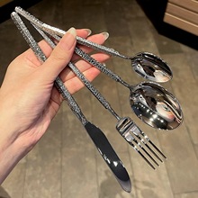 304���P䓈A荵�����Ư�������N�y���Ͳ;߸ߙn�͏d�Ƶ�ţ�ŵ���