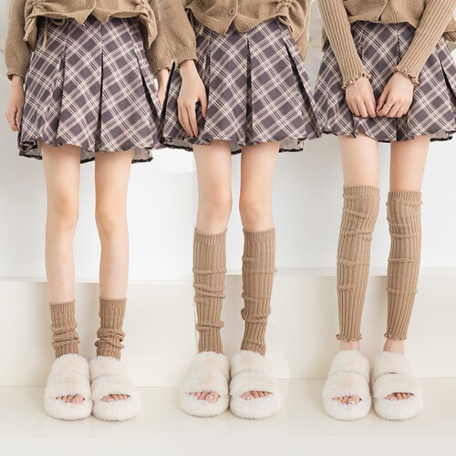 Vertical striped knitted socks to keep warm jk girls Japanese college style knee-protecting boots covers over-the-knee parent-child pile of socks