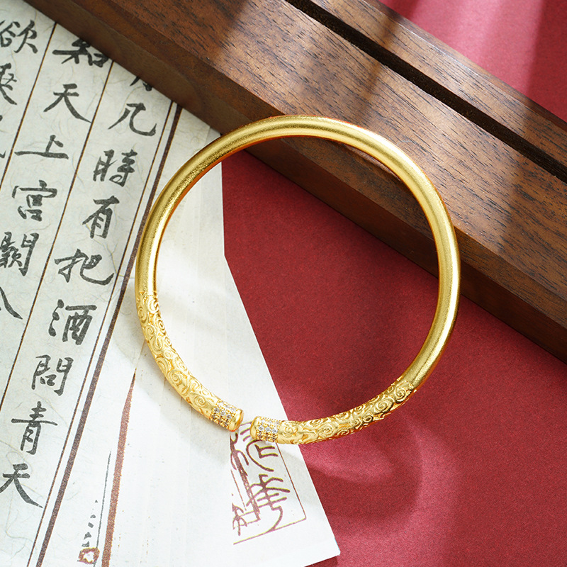 Pulsera de aro de oro con diamantes S3708