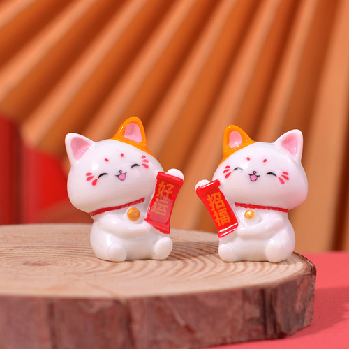 Micro landscape ornaments cute lucky cat resin crafts car center console ornaments home decoration gifts wholesale