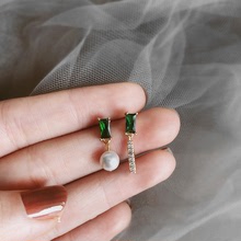 韩国简约小巧祖母绿耳钉女珍珠耳环气质不对称925银针耳饰防过敏