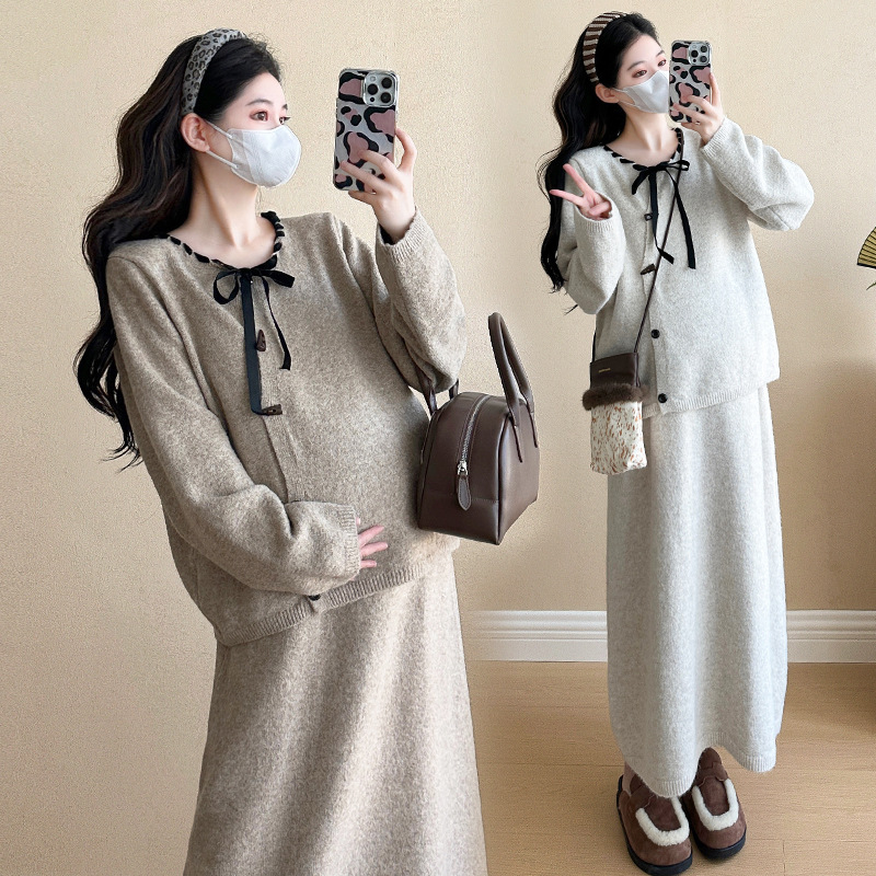 실사입고  임산부 가을 원피스 대형사이즈 패셔너블 맘 신상 가디건+스커트 투피스 세트