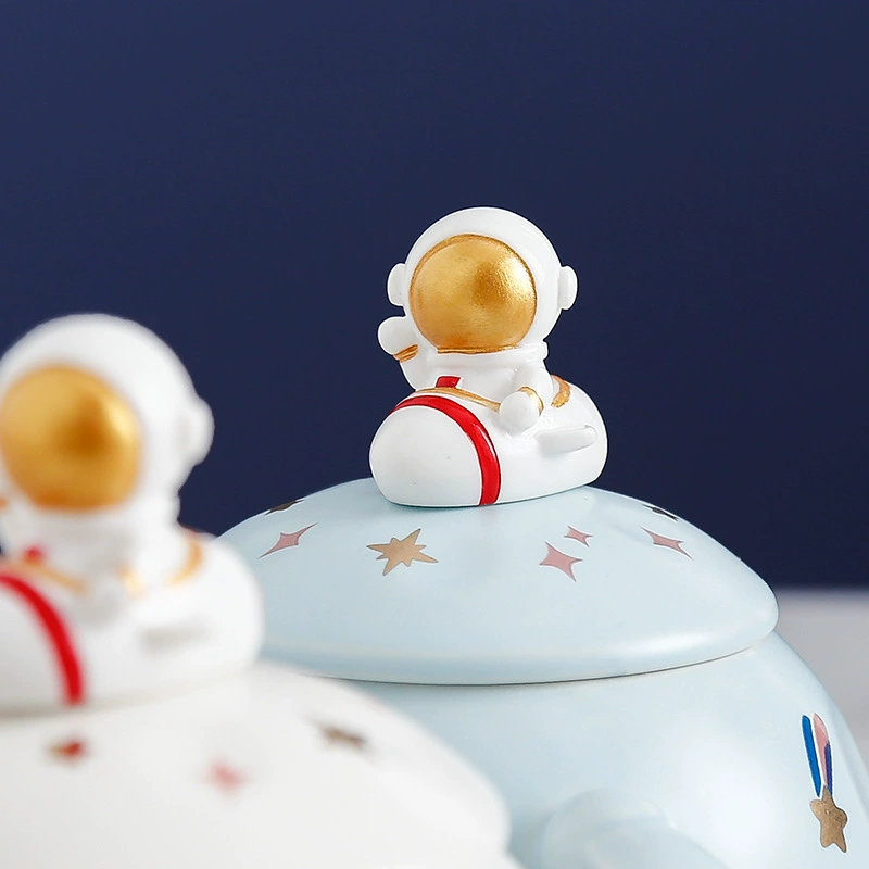 2021 Новый astronaut кружка с крышкой ложкой домашняя чашка креативная планета керамическая чашка офис большая вместимость