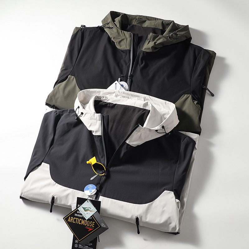 King of hard shell men's color matching design lightweight windproof waterproof adhesive men's Spring and Autumn New hooded jacket
