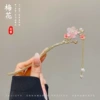 Сливовый цвет, розовый, одна цветка с жемчугом, кисточка