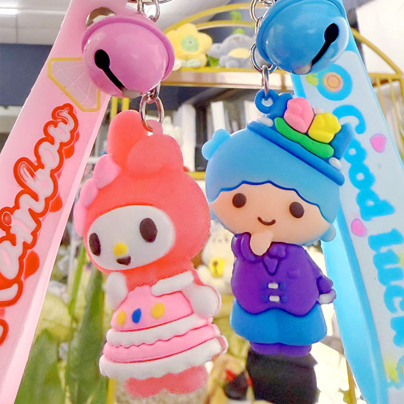 Kindergarten Kidsren's Prizes Sanrio Keychain Female Cute Cinnamon Dog Doll Cartoon Earphone Set Pendant Gift Kindergarten Kidsren's Prizes Sanrio Keychain Female Cute Cinnamon Dog Doll Cartoon Earphone Set Pendant Gift