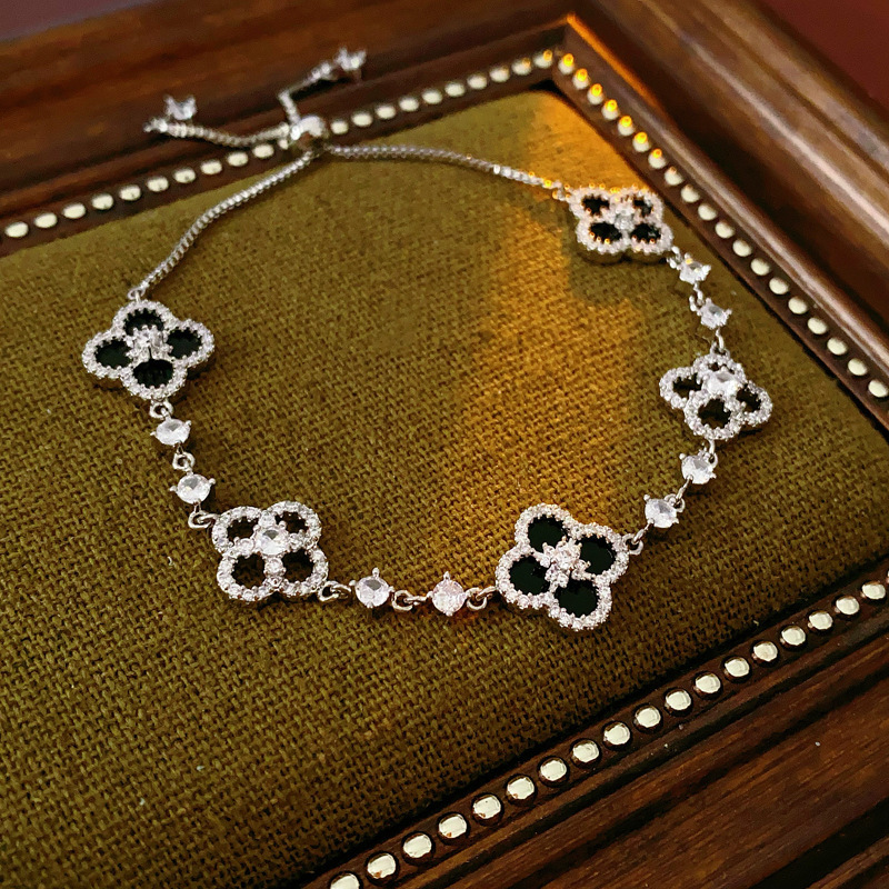 Diseño de nicho Pulsera de temperamento de alta calidad Pulsera Joyas de pulsera de circonita súper parpadeante Pulsera de estilo ins Mujer