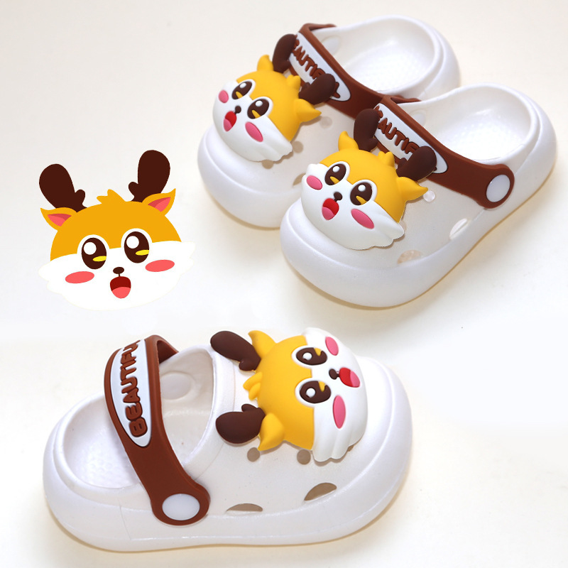 Cartoon fawn children's slippers summer wear boys and girls baby baotou hole shoes sandals and slippers a generation of hair