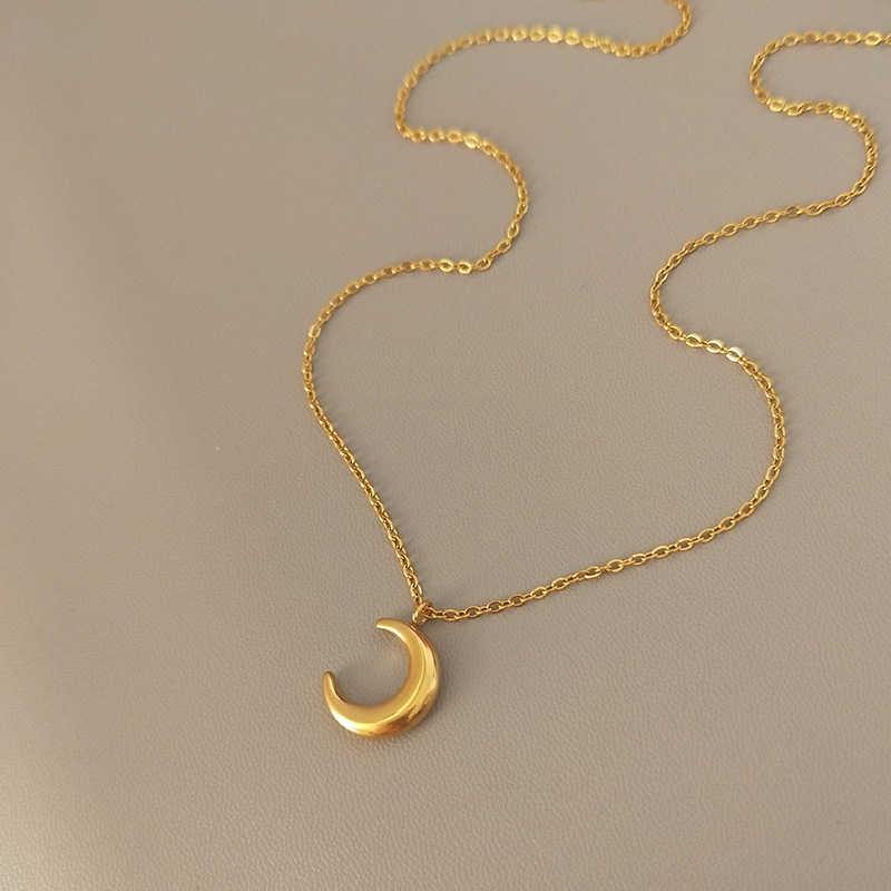 Collar De Luna tridimensional para mujer 18K oro retro ligero diseño de nicho de lujo nuevo simple todo partido Cadena de clavícula de alto grado
