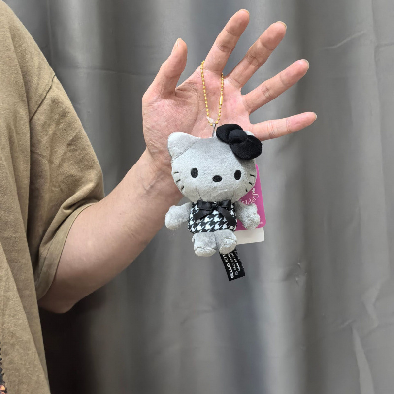 黑色草帽kitty帽宝宝挂件爱心扣公仔玩偶可爱赫本风挂饰钥匙扣|undefined