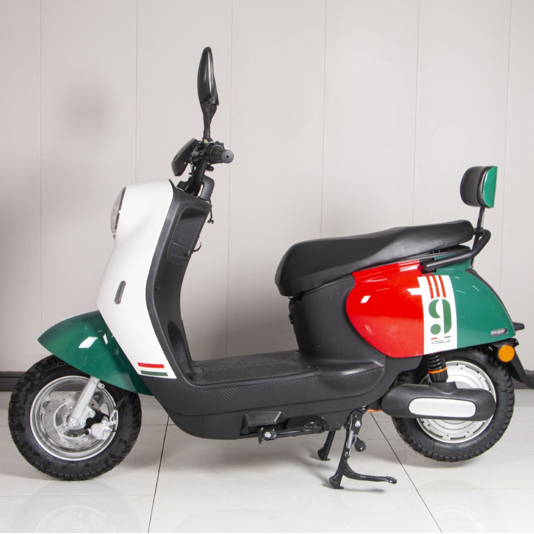 Venta al por mayor de coches con batería para hombres y mujeres de alta potencia 2025 nuevos vehículos eléctricos de movilidad para el hogar bicicletas eléctricas transfronterizas de comercio exterior