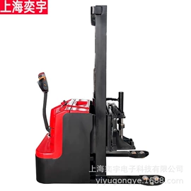 堆高车;叉车;运输搬运设备