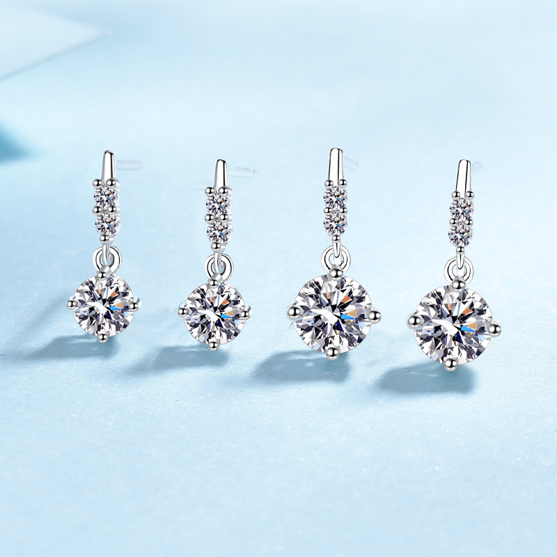 Orecchini a nappa in moissanite e argento sterling per donna_voghion.com