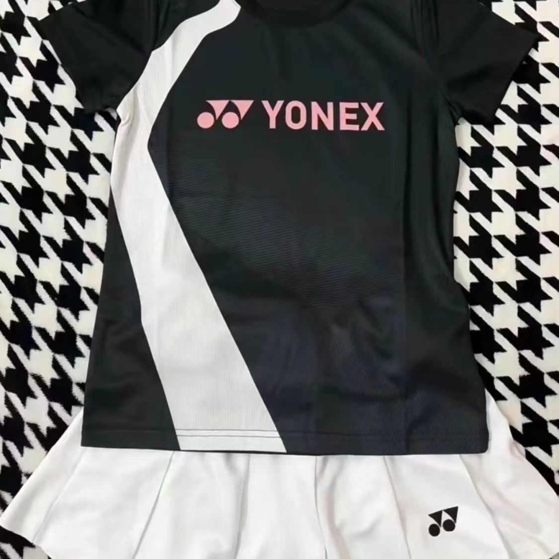New Badminton Badminton 2025 Quick-drying Sports Same Style Yy Competition Breathable Men's and Women's Short-sleeved suit