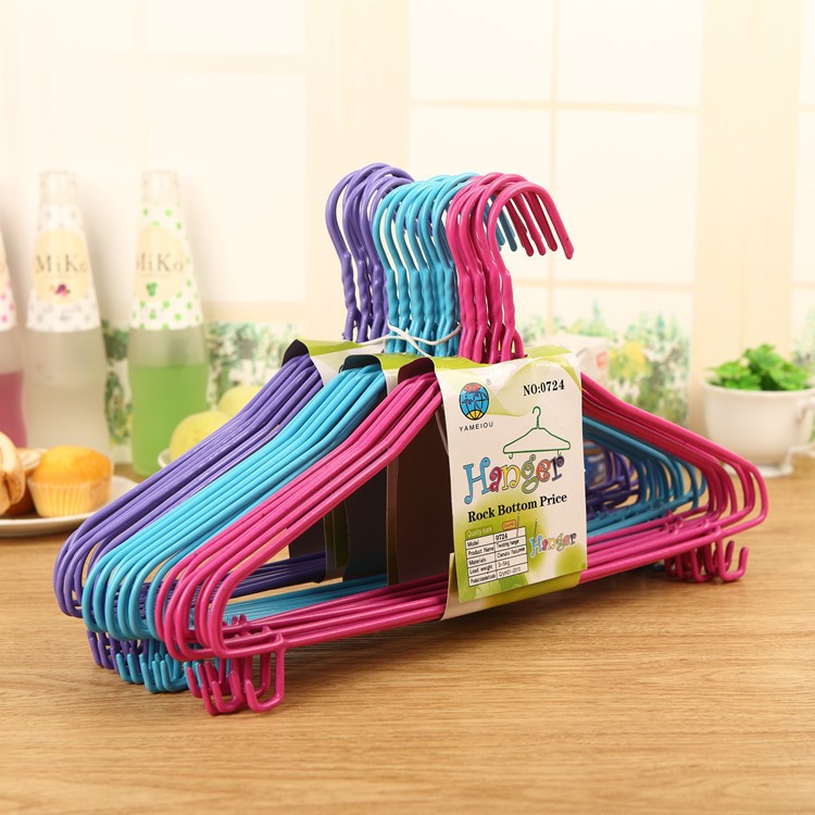 percha para ropa de adulto