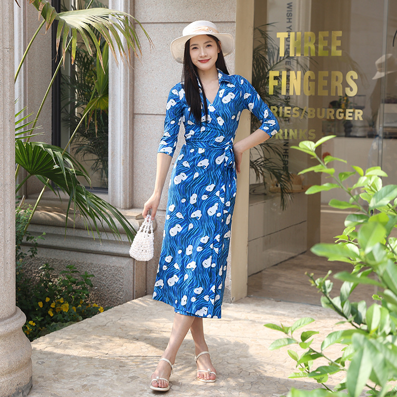 Star Blue Ocean Spray Lapel Wrap Dress 2025 Elegant Elegant Mid-length Sleeve Belt dress Star Blue Ocean Spray Lapel Wrap Dress 2025 Elegant Elegant Mid-length Sleeve Belt dress
