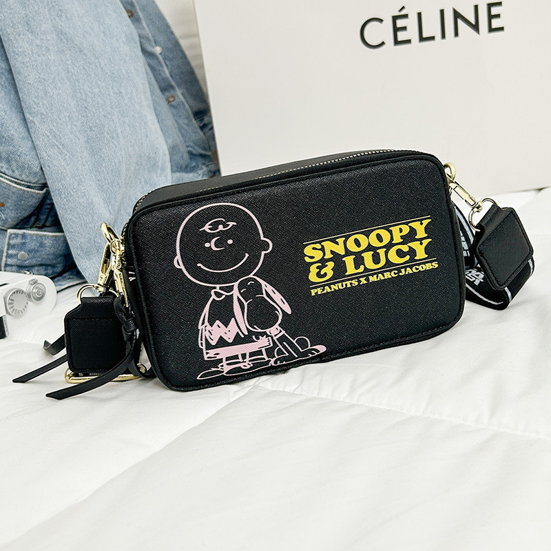 Bolsos pequeños de comercio exterior transfronterizo para mujer 2024 nuevo periódico de pizarra de banda ancha bandolera bolso cuadrado pequeño de verano de moda