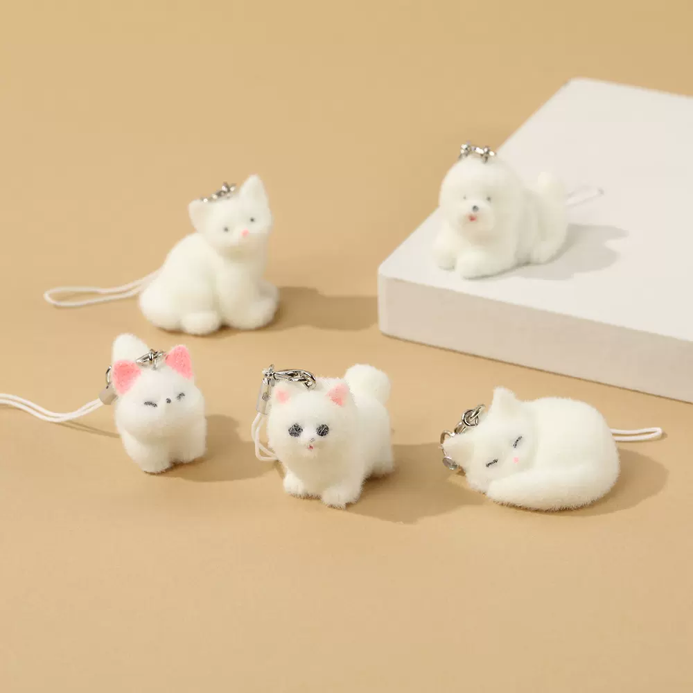 萌趣可爱植绒猫狗迷你摆件车载中控台装饰摆设家居桌面树脂摆饰