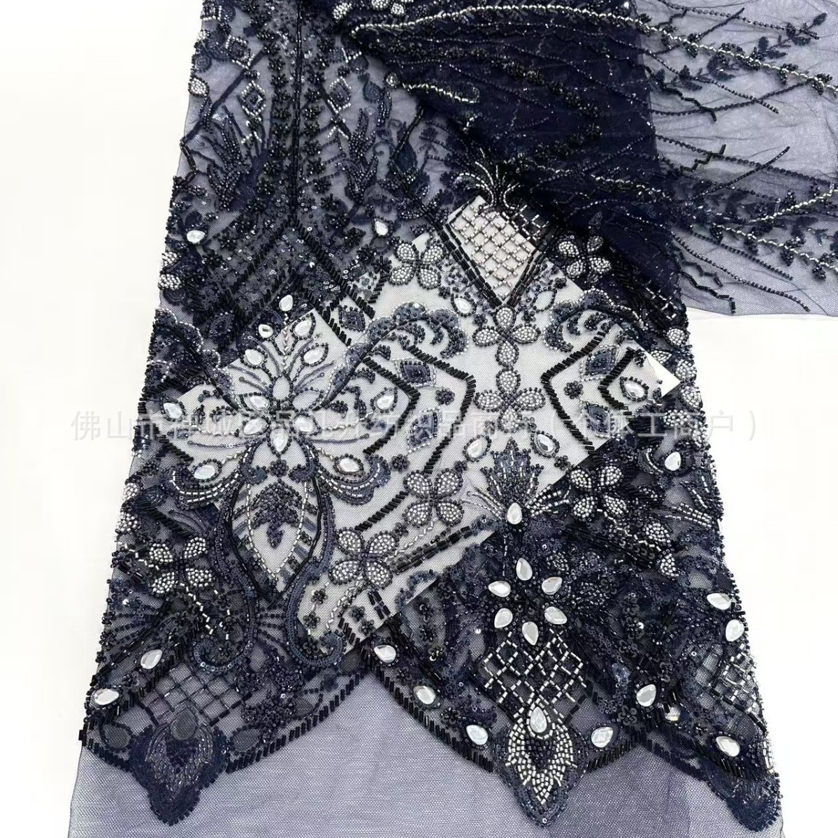 Posicionamiento de alta caliente hecho a mano DIY gran flor de diamante sequin tela de encaje vestido de banquete europeo y americano cheongsam tela al por mayor