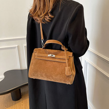 �͹�ĥɰ�q��P���2025�¿��μ�б����|������������K���