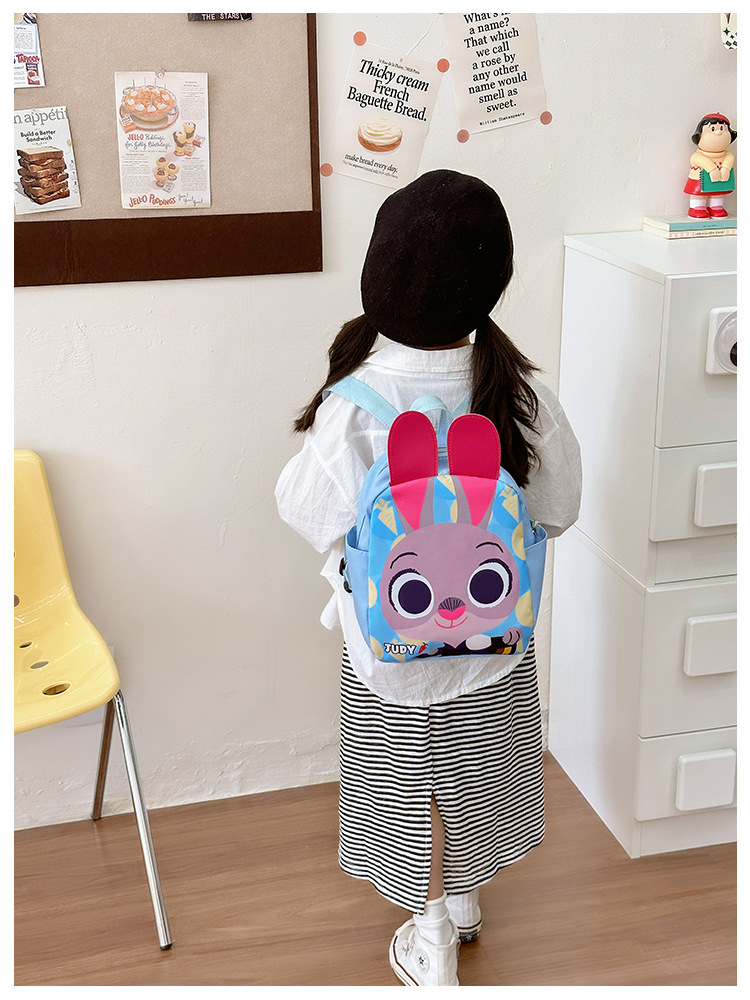The new 2024 Kuromi kindergarten backpack is cute and cartoonized. It's a lightweight schoolbag and a cute snack bag for kids undefined