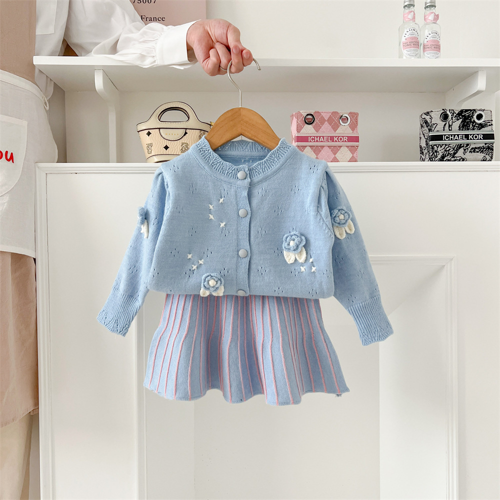 Stickad tröja och kjol set för flickor höst och vinter_voghion.com